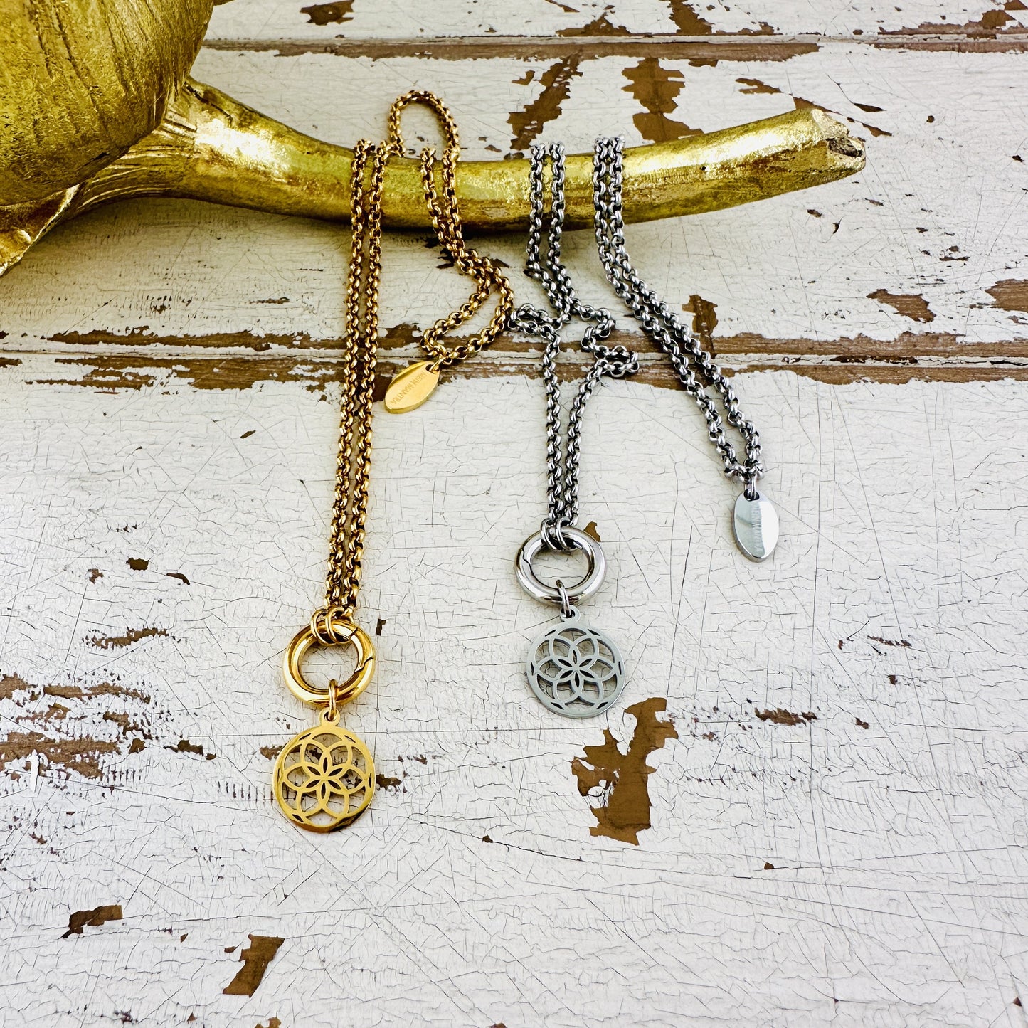 Charmkette mit Karabiner mit Seed of Life Charm
