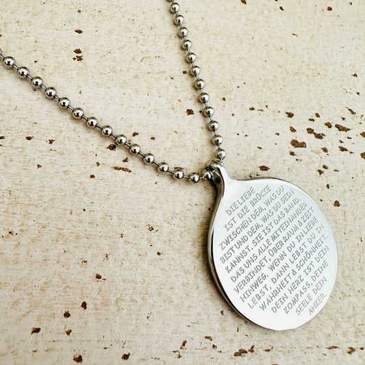 DIE LIEBE IST Anhänger mit Kugelkette