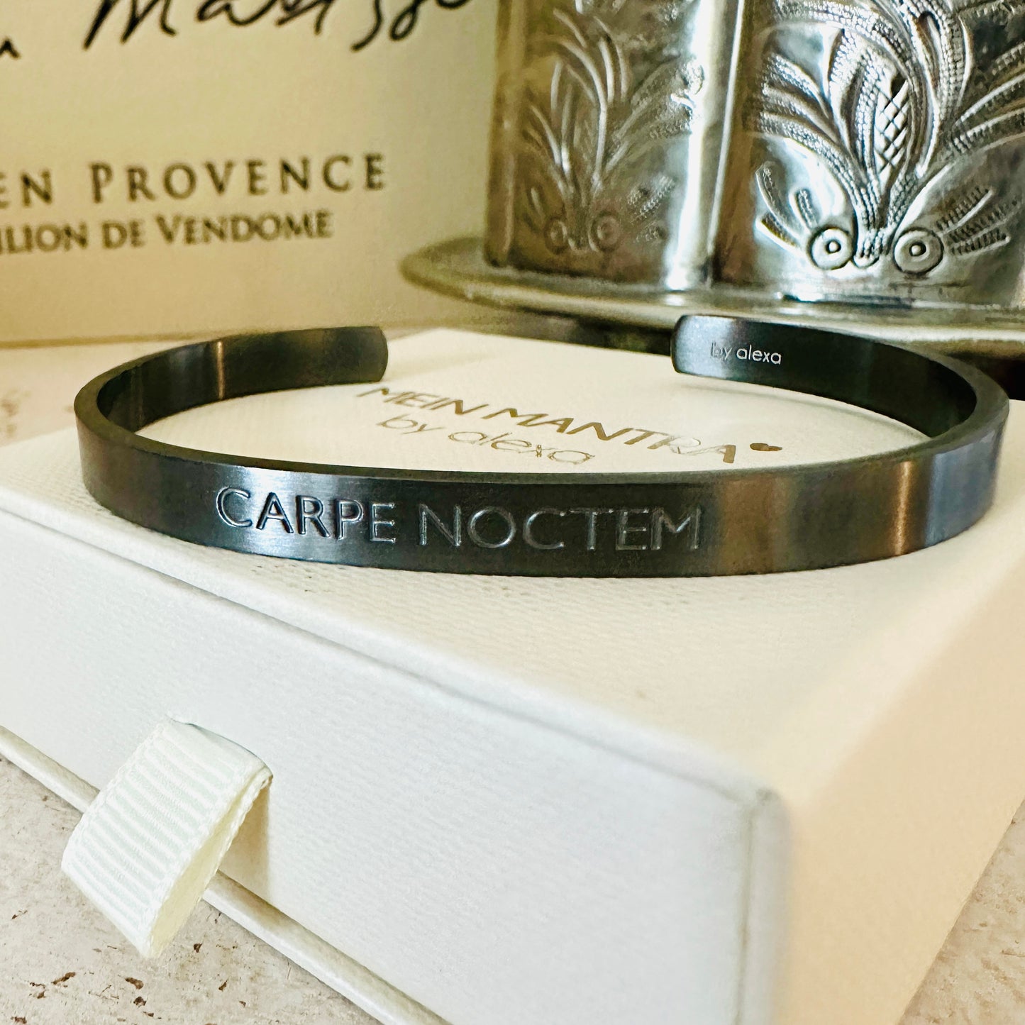 ARMREIF - CARPE NOCTEM