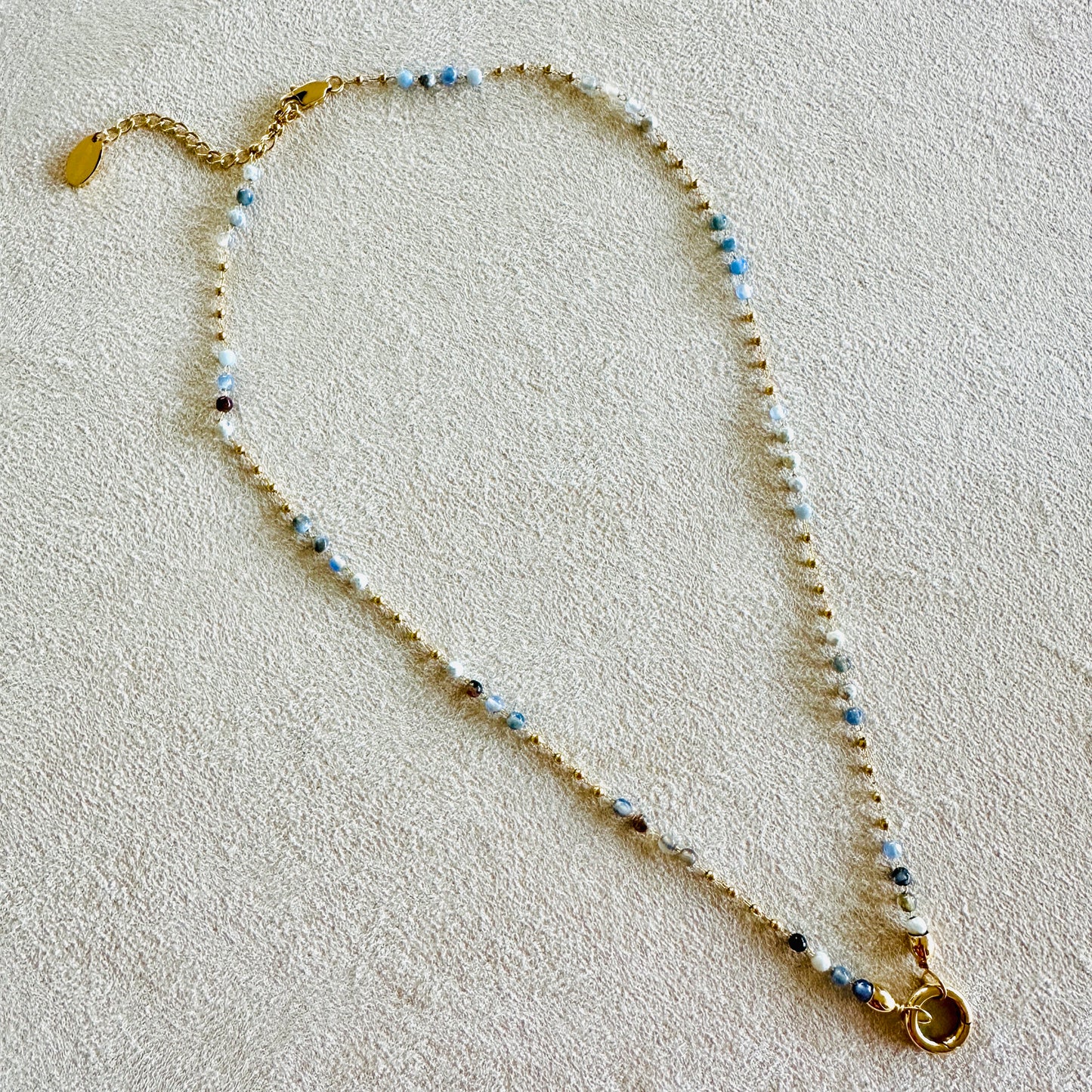 Edelsteinkette Chalcedon Blau - Mandala "Ich Liebe"