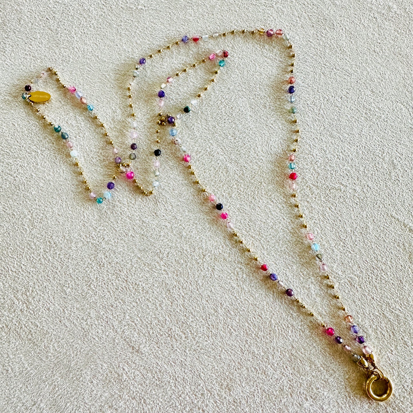 Edelsteinkette Chalcedon Dunkelbunt - Mandala "Ich Vertraue"