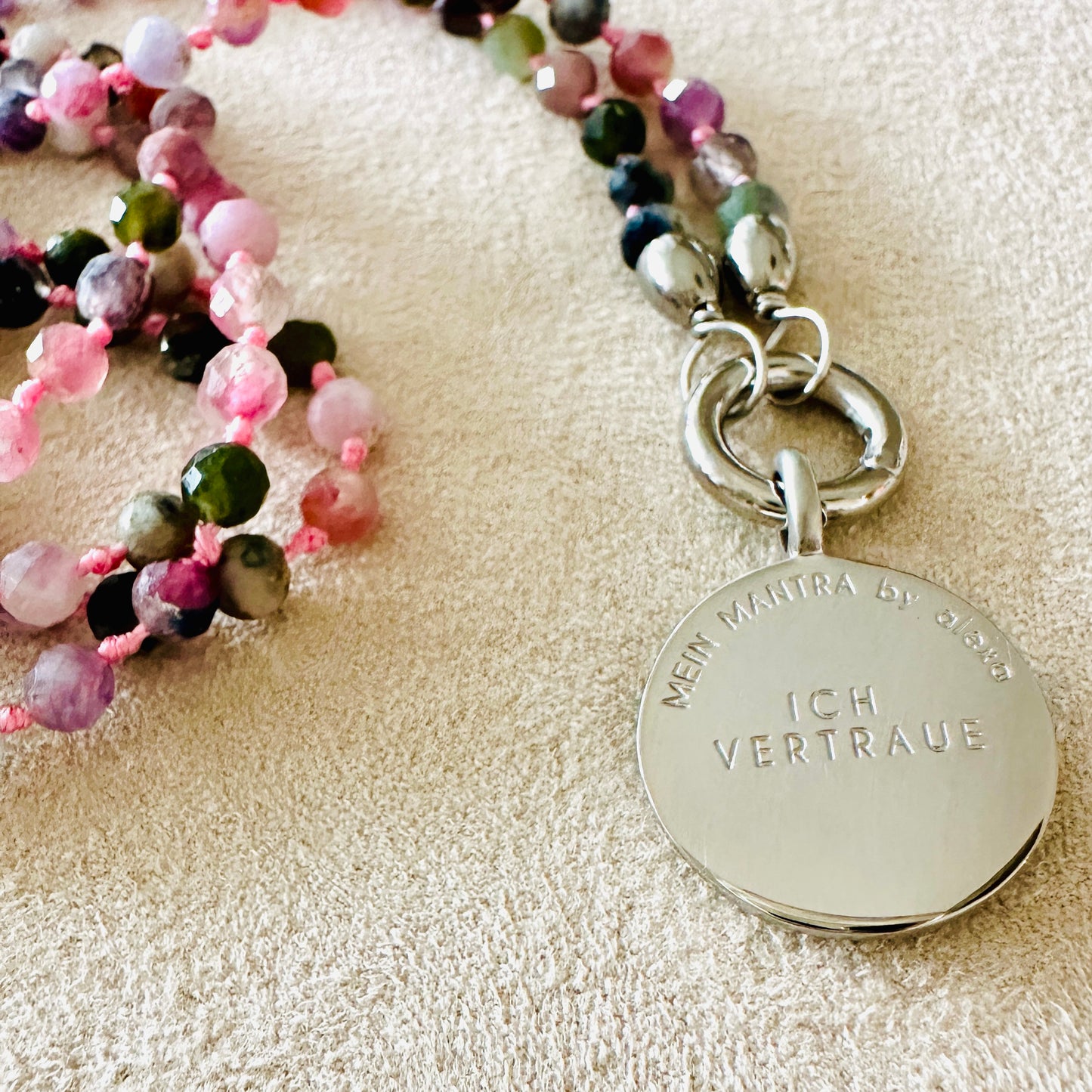 Edelsteinkette Turmalin - Mandala "Ich Vertraue"