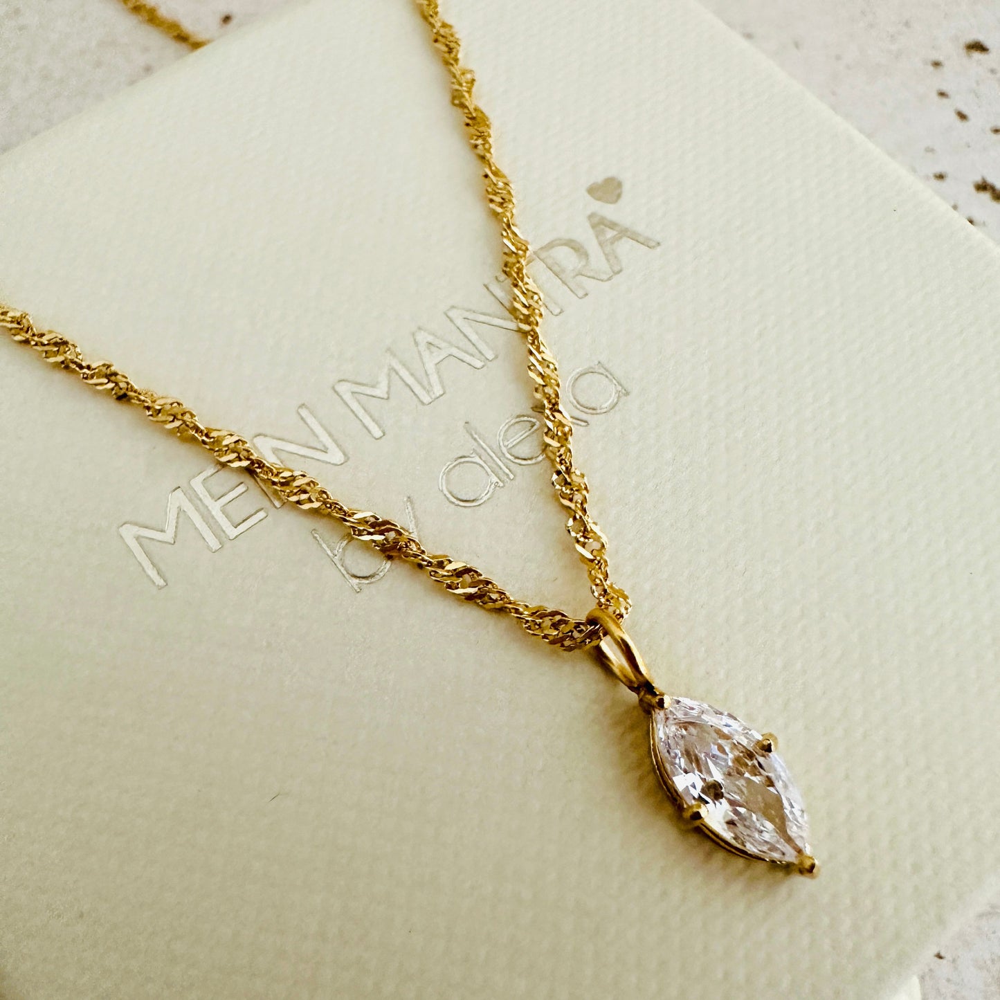 Geburtsstein April mit Wellenkette