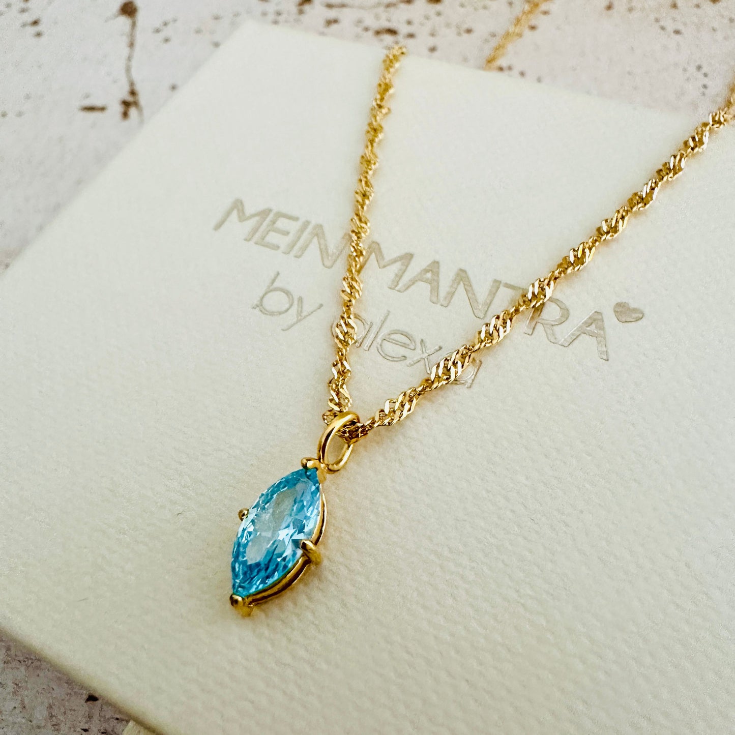 Geburtsstein Dezember mit Wellenkette