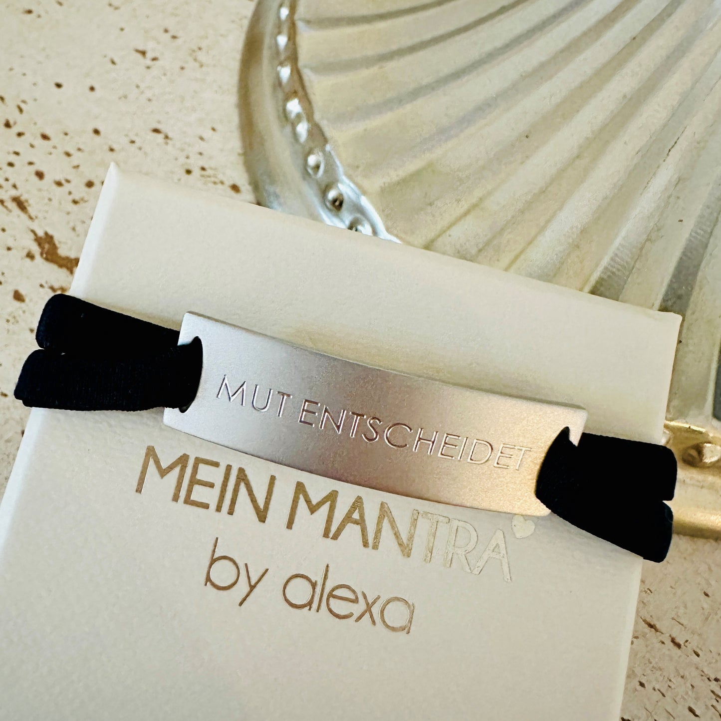 Feel Free 2.0 Armband - MUT ENTSCHEIDET
