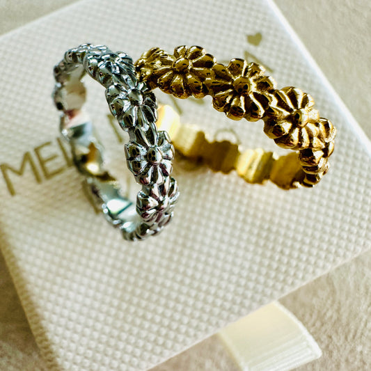 Flower Power Ring