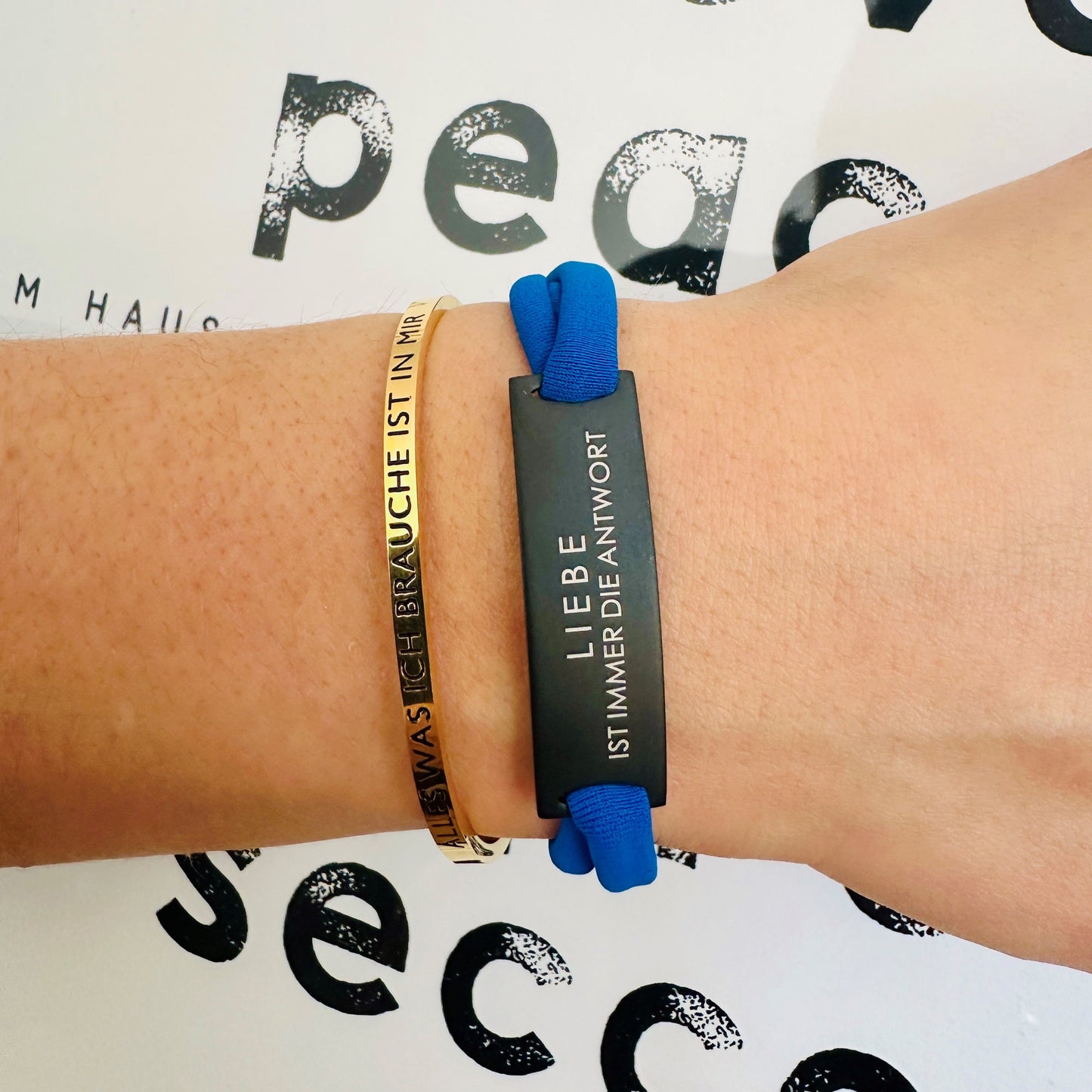 Feel Free Armband - LIEBE IST IMMER DIE ANTWORT