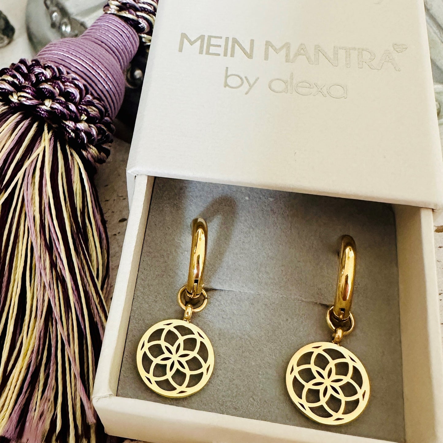 Hoop - Ohrringe mit Seed of Life Charms
