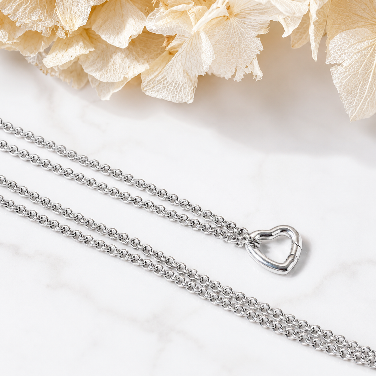 Charmkette mit Karabiner – Edelstahl von meinmantra – Ansicht 2