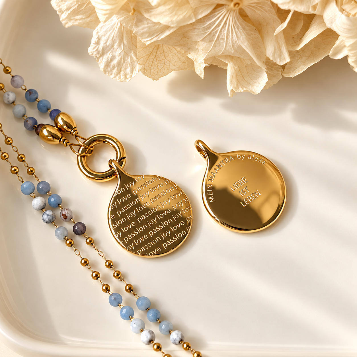 Edelsteinkette Chalcedon - mit SOULWORDS - love - passion - joy - LIEBE IST LEBEN