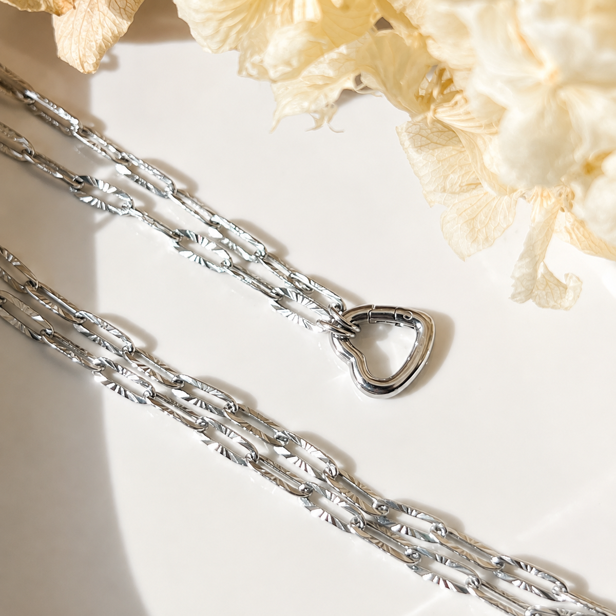 Charmkette mit Karabiner "Signature Link" – Edelstahl von meinmantra – Ansicht 1