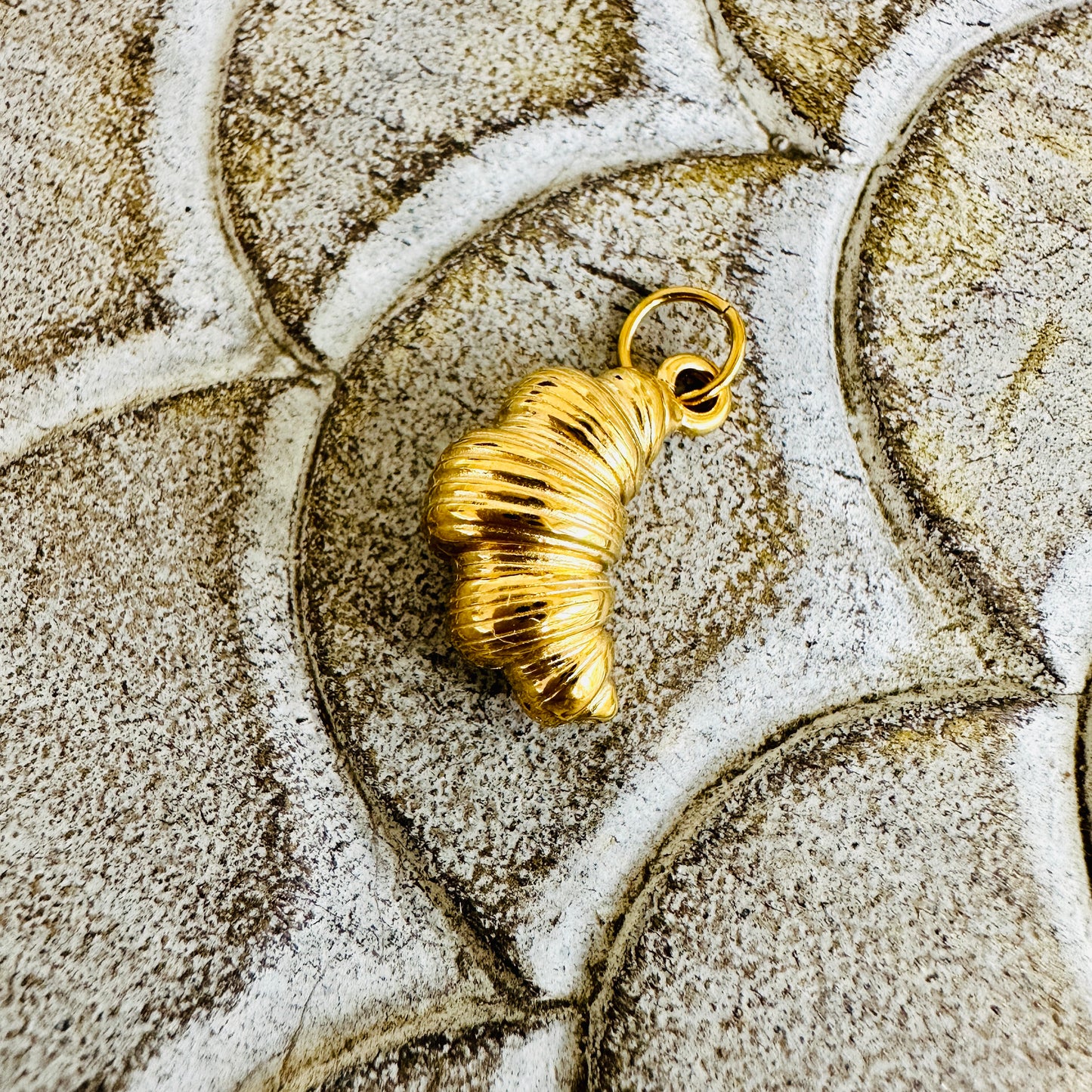 Croissant Charm