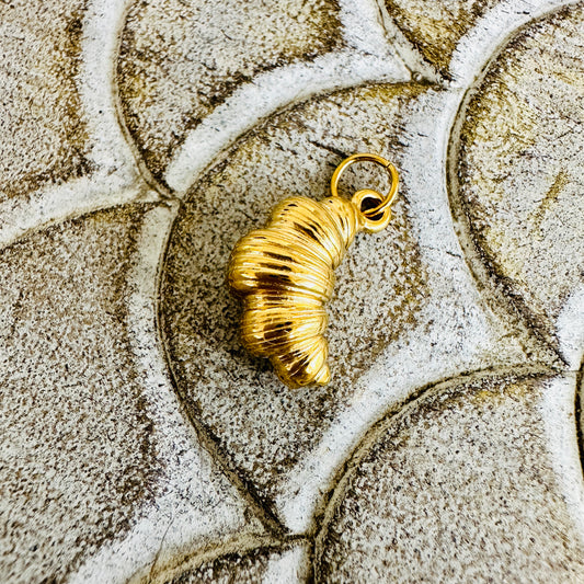 Croissant Charm