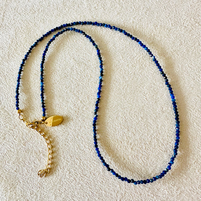 Tiny Treasure- Edelsteinkette Lapislazuli
