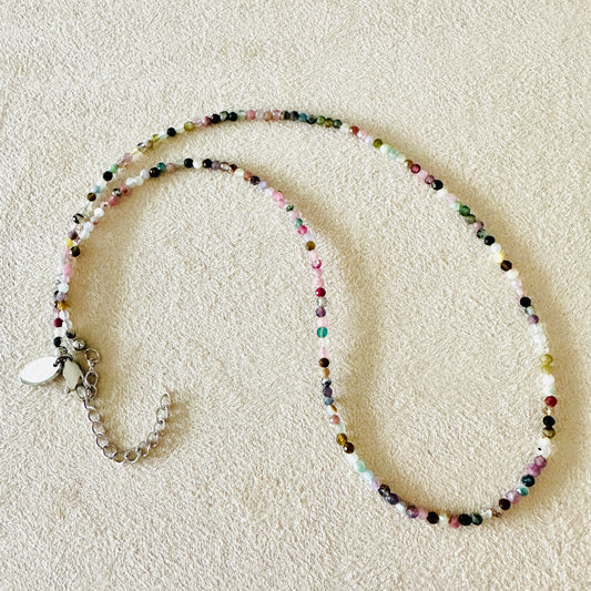 Tiny Treasure - Edelsteinkette bunter Turmalin
