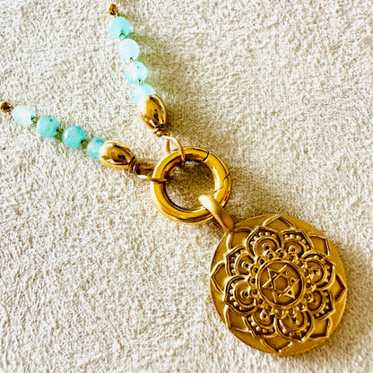 Edelsteinkette Chalcedon Türkis - Mandala "Ich Liebe"