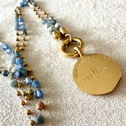 Edelsteinkette Chalcedon Blau - Mandala "Ich Vertraue"