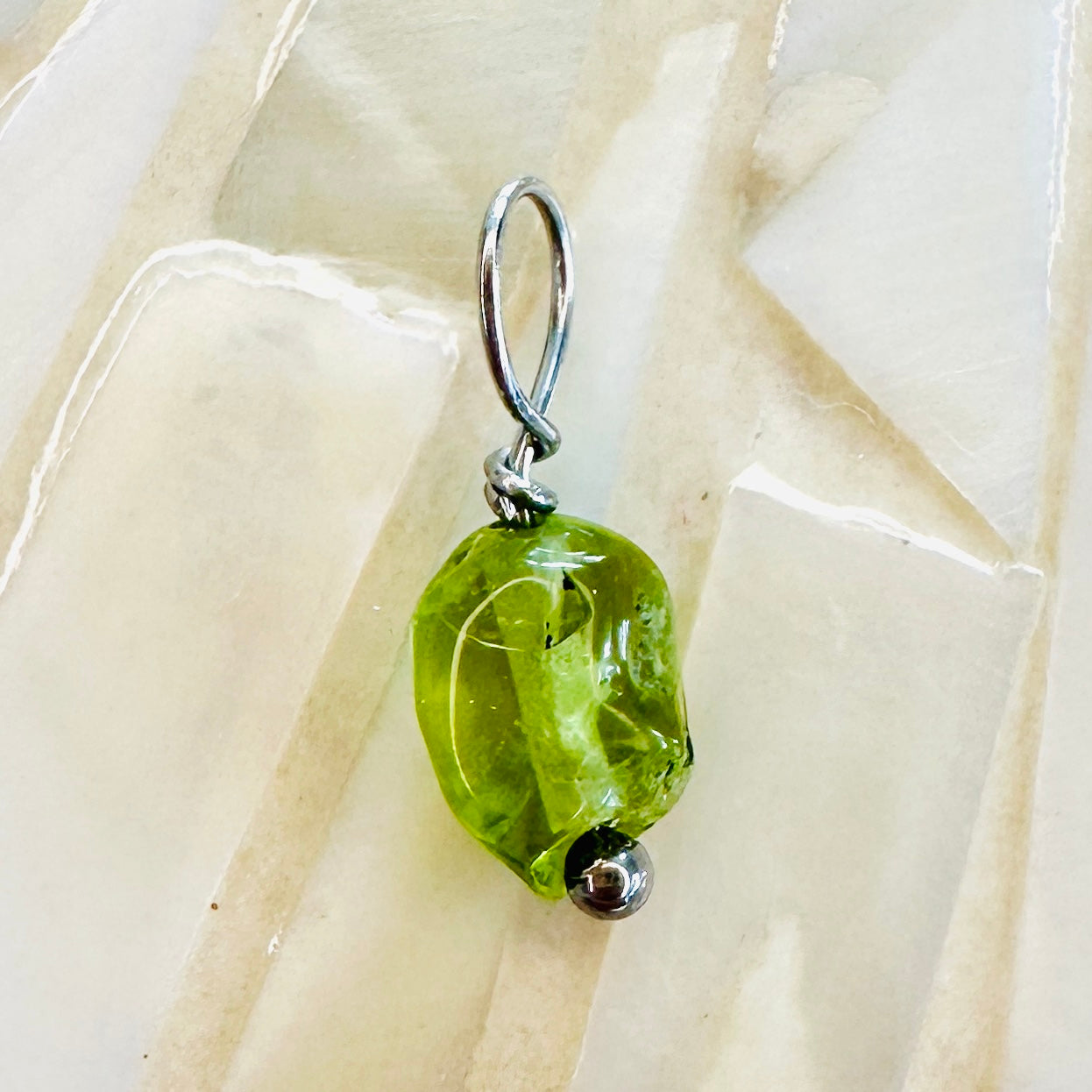 Edelsteincharm Geburtsstein August - Peridot