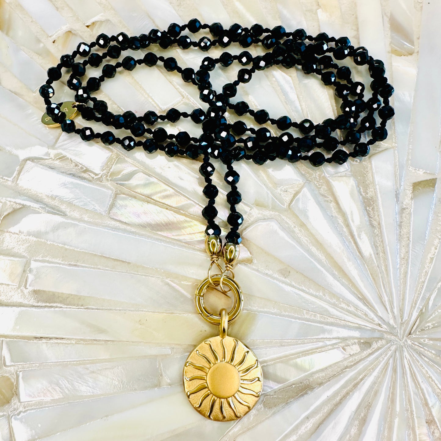 Edelsteinkette Spinell - Mandala "SONNENSEELE"