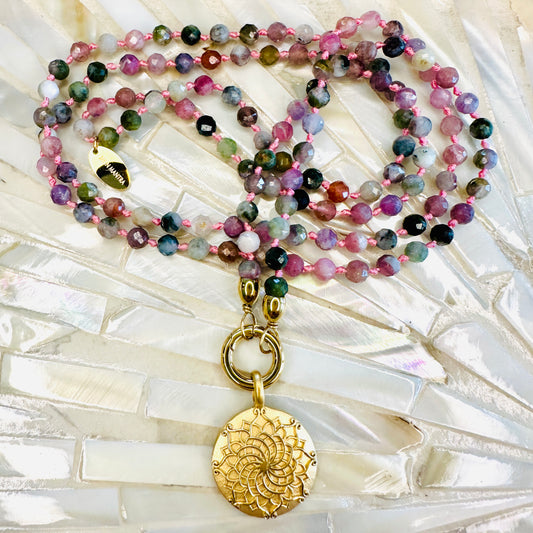 Edelsteinkette Turmalin - Mandala "GRENZENLOS. STILL. STARK"
