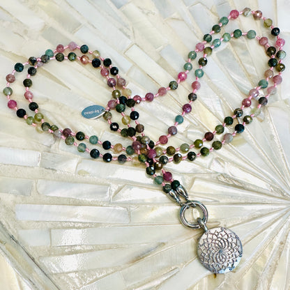 Edelsteinkette Turmalin - Mandala "GRENZENLOS. STILL. STARK"
