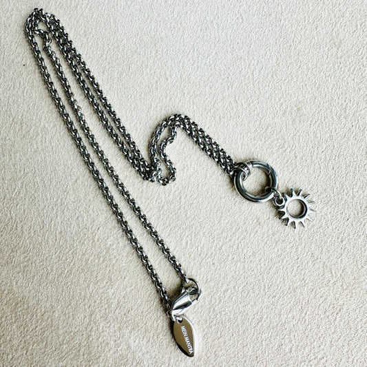 Charmkette mit Karabiner mit Sonnen Charm