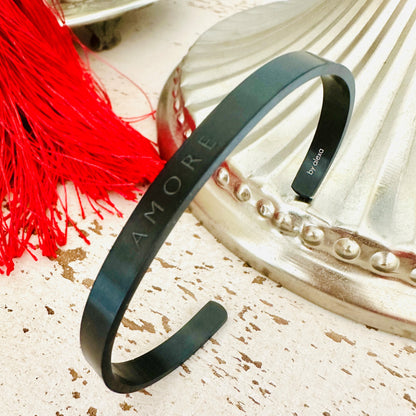 MANTRAARMREIF - A M O R E