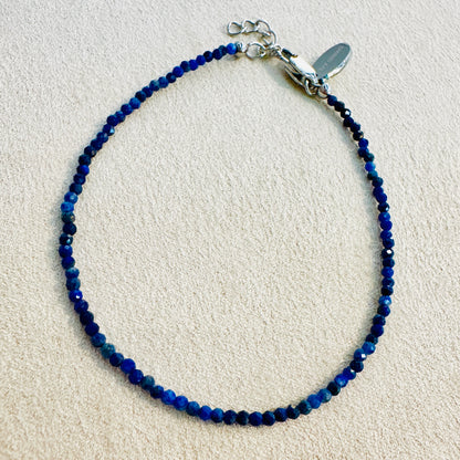 Tiny Treasure- Edelsteinkette Lapislazuli