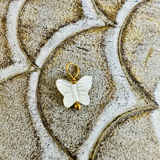 Perlmutt-Schmetterling-Charm