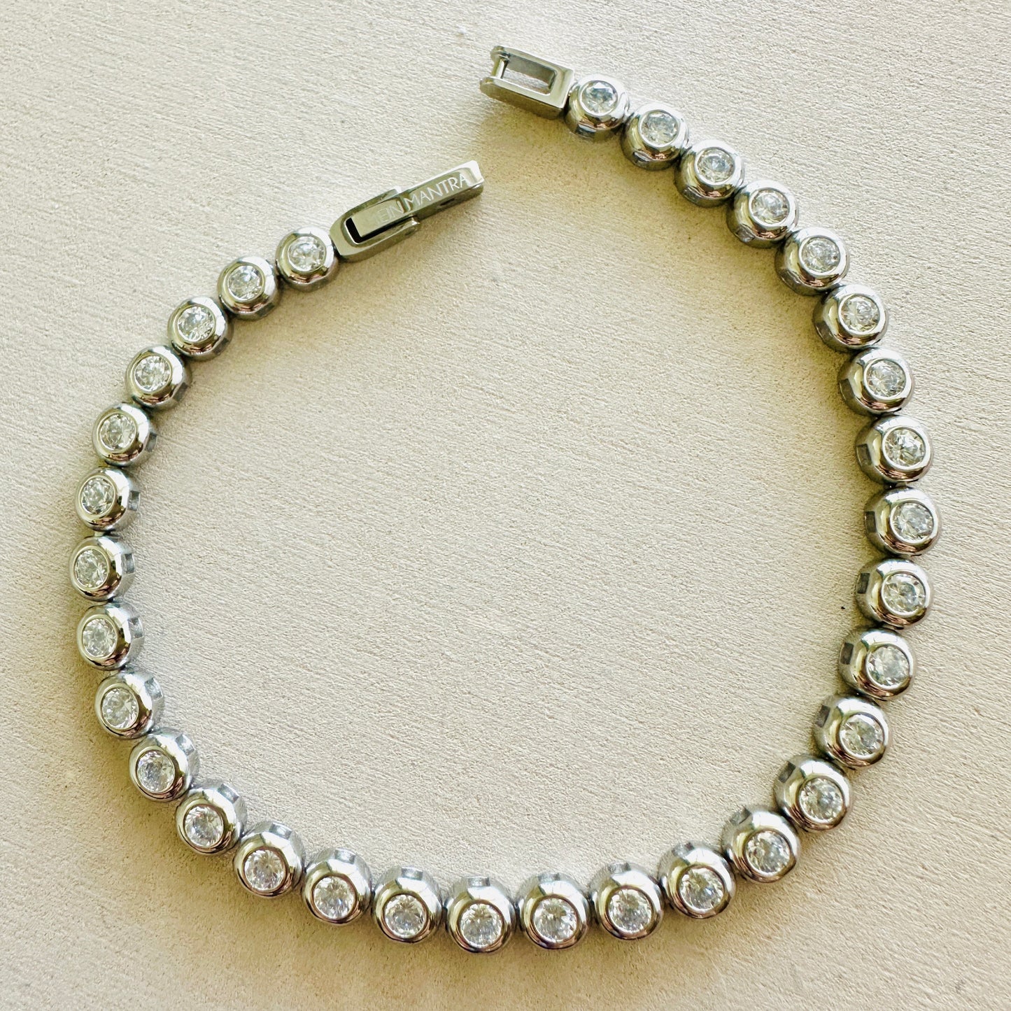 Tennisarmband mit CZ Zirkonia